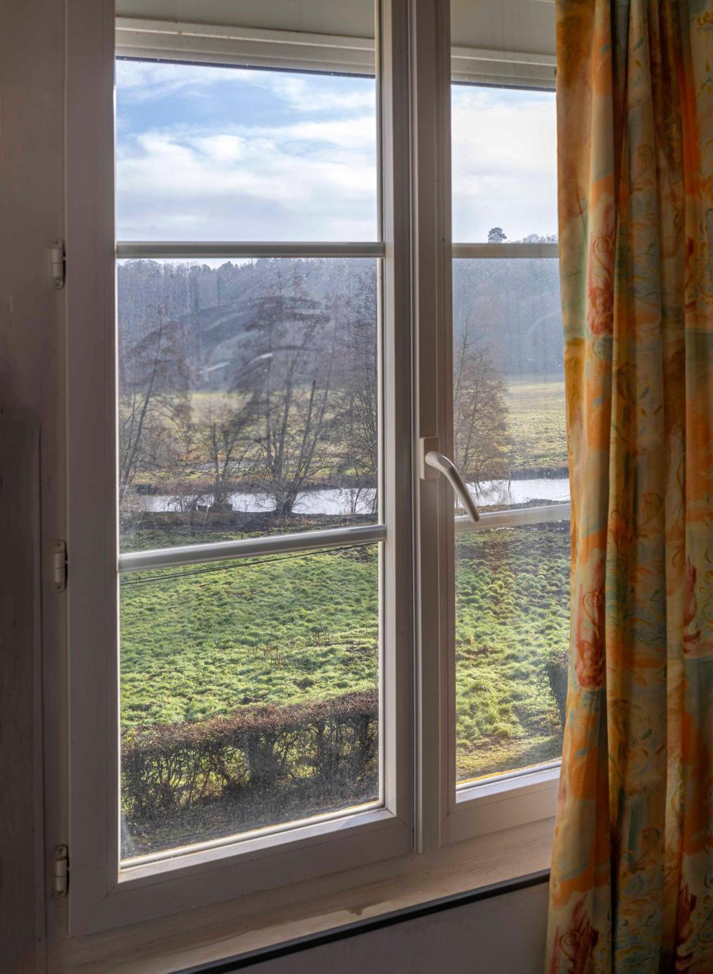 Chambre D'Hotes Les Jardins De Marie, Sci Charles III Bernay  Exterior foto